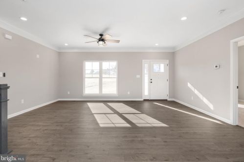11304 Gordon Rd, Fredericksburg, VA 22407-1724