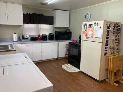 54 Center St, Clinton County OH  45169-1001 exterior