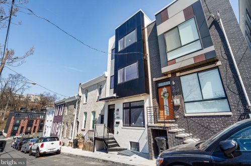 4743 Fowler St, Philadelphia, PA 19127-1001