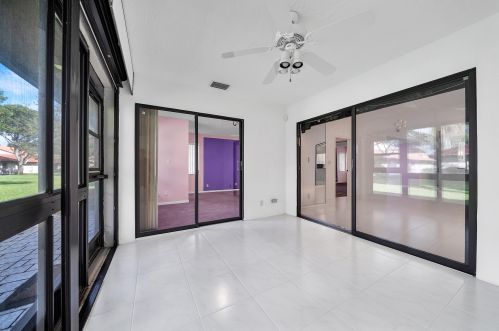 6376 Kings Gate Cir, Delray Beach FL  33484-2429 exterior