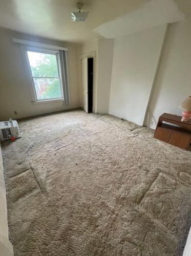 1931 Broadway Ave, Pittsburgh PA  15216-3170 exterior