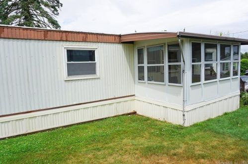 60 E St, Groton CT  06340-5366 exterior