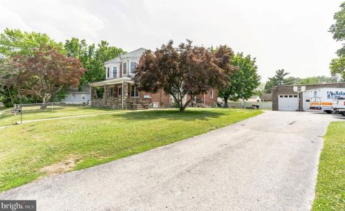 325 Brighton Ter, Holmes PA  19043-1010 exterior