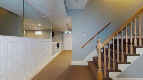 5 Amanda Ct, White Plains NY  10607-2418 exterior