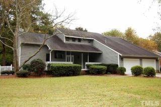 411 Cedarwood Dr, Smithfield, NC 27577-3810