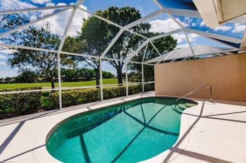 6667 Castlelawn Pl, Naples, FL 34113-1614