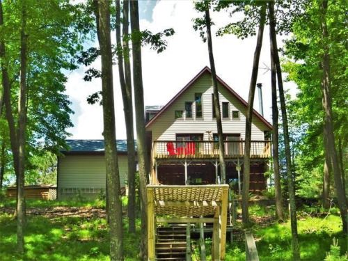 9781 Lee Lake Rd, Hazelhurst, WI 54531-9739