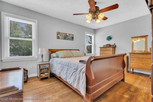 34 Wyoming Dr, Jackson Twp NJ  08527-1544 exterior