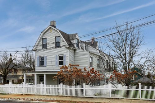 38 Mount Ave, Atlantic Highlands NJ  07716-1236 exterior