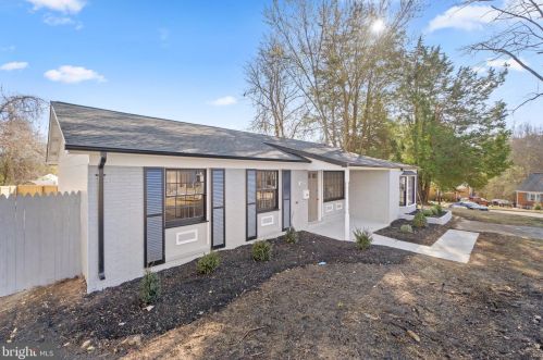 15222 Crescent St, Woodbridge VA  22193-1623 exterior