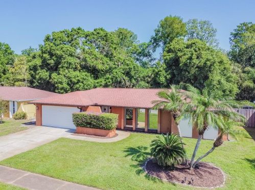 5643 Ivy Ln, Tarpon Springs, FL 34690-4516