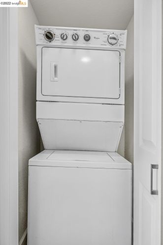 7144 Holly St, Oakland CA  94621-2345 exterior