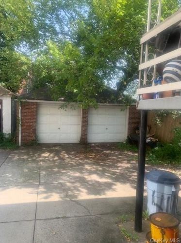 4112 Bruner Ave, Bronx, NY 10466-2028