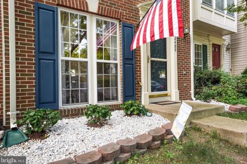 12489 Selkirk Cir, Bristow, VA 20136-3077