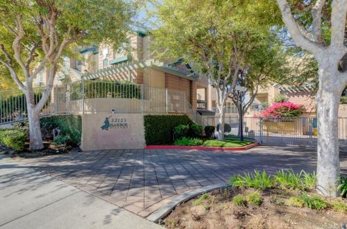 22123 Figueroa St, Long Beach, CA 90745-4461