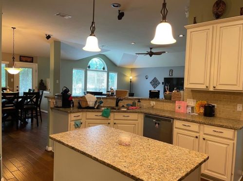 209 Monahans Dr, Georgetown TX  78628-7188 exterior