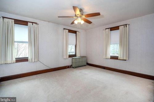 1121 Old Lancaster Pike, Hockessin DE  19707-9559 exterior