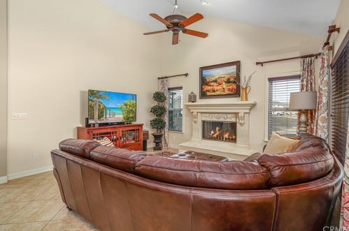 29172 Vallejo Ave, Temecula CA  92592-2302 exterior