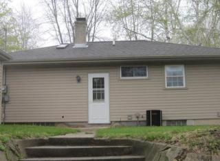 808 Forest Cir, Manitowoc, WI 54220-4220