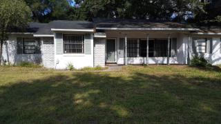 429 Rose St, Umatilla, FL 32784-8639