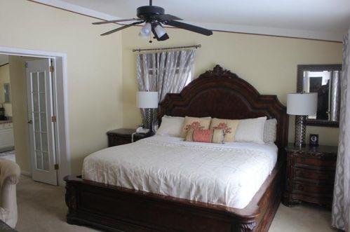 2017 Remington Dr, Pittsburgh PA  15237-6234 exterior