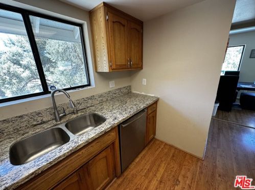 9216 Whispering Pines Rd, Frazier Park, CA 93225-9532