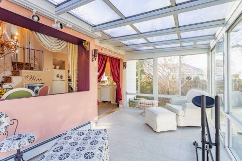 47 Myson St, West Islip NY  11795-2703 exterior