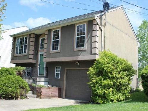 1059 Fallbrook Dr, Covington, KY 41018-2184