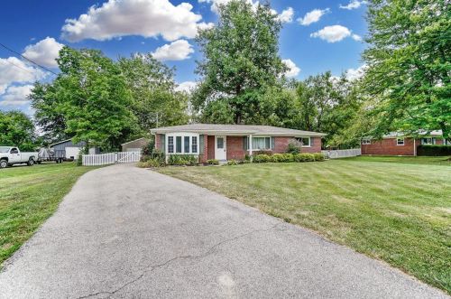 5610 Betty Ln, Milford, OH 45150-2378