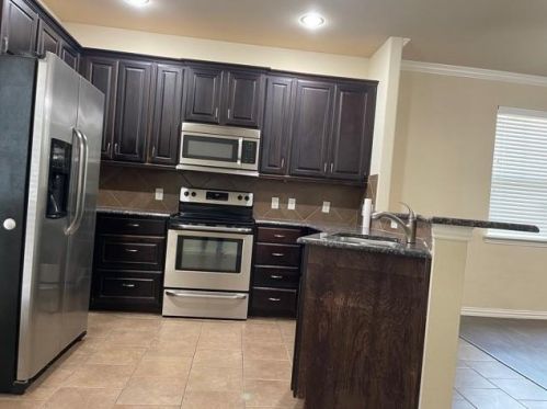 3727 Sicily St, Irving TX  75038-1466 exterior