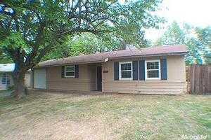 1332 Shadowglen Rd, Sacramento, CA 95864-2724