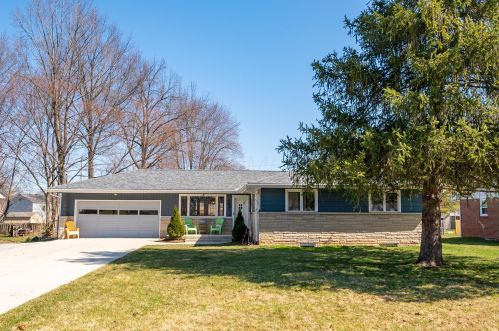 340 Troy Rd, Delaware, OH 43015-1010