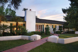 333 Glenn Dr, Phoenix, AZ 85020-4925