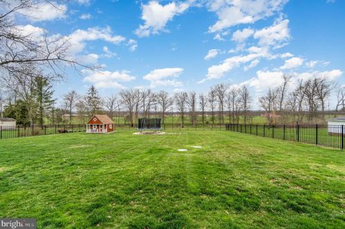 615 Herrs Ridge Rd, Gettysburg PA  17325-8451 exterior