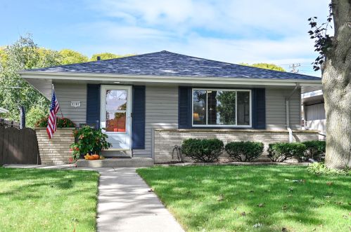 2101 116, Milwaukee WI 53226-2106 exterior