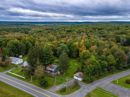 75 Sackett Lake Rd, Monticello NY  12701-4514 exterior