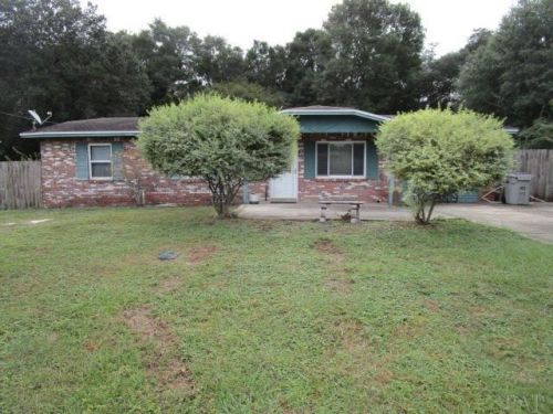 5557 Mulat Rd, Milton, FL 32583-5564