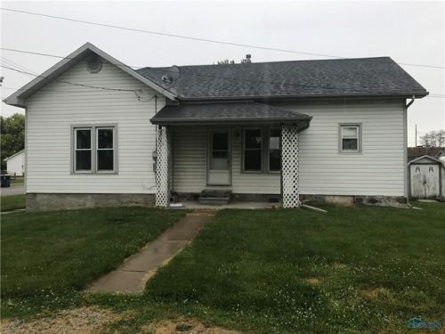 104 Summit St, Edon, OH 43518-9651