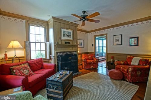 109 4th St, Lewes, DE 19958-1409