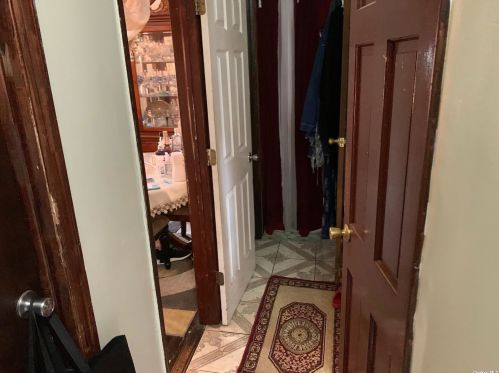 144-01 105th Ave, Jamaica NY  11419-3235 exterior