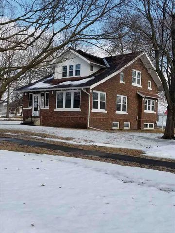 620 Pine St, Allison, IA 50602-9459