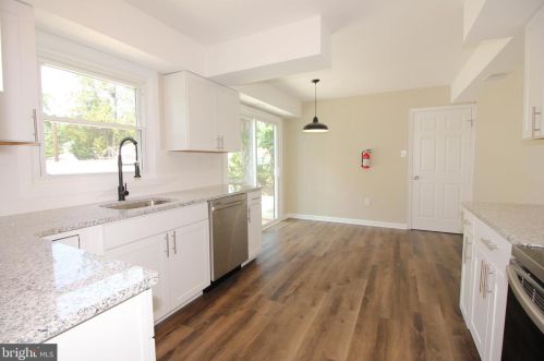 42 Temple Ln, Willingboro NJ  08046-3706 exterior