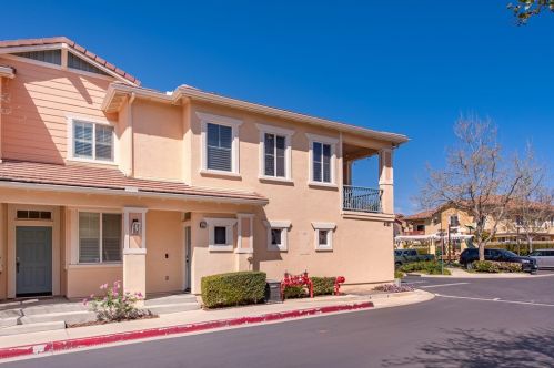 4152 Orontes Way, Simi Valley, CA 93063-0102