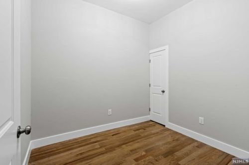 410 26th St, Union City NJ  07087-4511 exterior