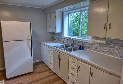 720 12th St, Ladysmith, WI 54848-1633