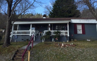 771 Piney Rd, Hayesville, NC 28904-7758