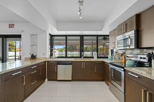 1831 56 Ave, Hollywood FL exterior