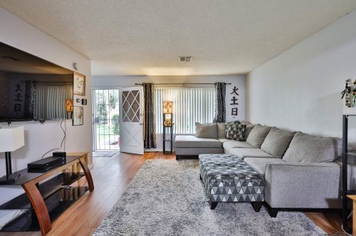 4750 70th St, La Mesa, CA 91942-4554