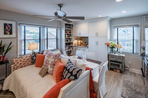 205 2nd Ave, Belmar, NJ 07719-2070