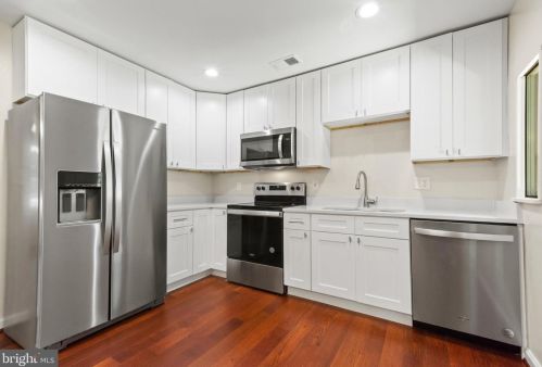 213 Hampton Dr, Spotsylvania VA 22551-8746 exterior